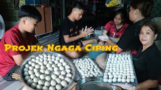 Baru Encelak Mata Panas Pia Ko sida Inek Kelia/Ngaga Kuih Abuk (Ciping) Enggau Bala Anak.