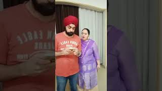 wah inki mummy mummy or hamri mummy bachi.....👀🥱😀😄😝#shorts #youtubeshorts #comedy #follow #india