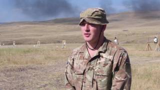 British Paratrooper explains working with American Weapons Systems