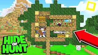 Making a Secret Minecraft TREEHOUSE base! (Hide Or Hunt)