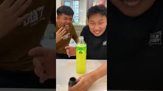 啊啊啊我的舌头！这玩意儿怎么这么酸 #搞笑#tiktok #funny #峻宁峻宁