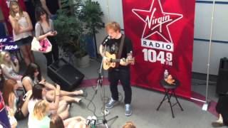 Ed Sheeran performs "The A Team" live and unplugged - June 26, 2013