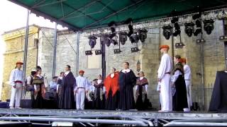 Lekeitioko Andrazkoen Aurreskua - Ortzadar Dantza Taldea,Gasteiz 2014 - Danzas vascas - Aste Nagusia