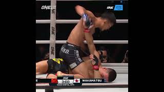 Yuya Wakamatsu 🇯🇵 swarms Xie Wei for a statement-making TKO in Round 1! 💪