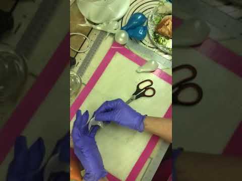 How to make a fish using Isomalt How to make a fish using Isomalt