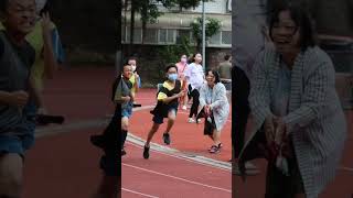 大勇國小43週年運動會6年級B組20*100m 大隊接力宸哥第11棒連追三個，帥翻了啦😎