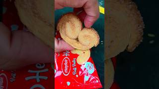 Hearts puff pastry review ❤️ | #shorts #heart #puff #biscuit #eatingandcookingwithbinyameen #reels