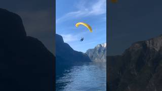 Fu*king CRAZY Paragliding Landing Spot 🚀🚀🚀