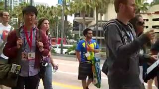 SDCC 2010 Watching People In Line Part 4