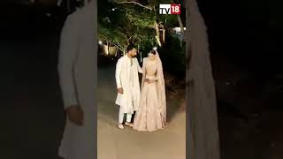 Athiya Shetty & KL Rahul, Hand-in-Hand Outside Wedding Venue | CNBC-TV18