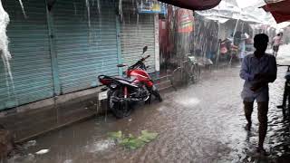 অঝোরে বৃষ্টি রাজবাড়ী বাজারে || Raining 🌧