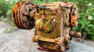 Maintenance And Restoration Of A 35 Year Old Vintage Agricultural Machine Gearbox For A Farm Owner