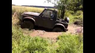 Suzuki samurai off-road