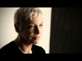 Annie Lennox and Michel Sidibé call upon you to bring an end to AIDS.