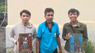 TOKOH SENIMAN LUKISAN WAYANG KACA DESA NAGASEPAHA WAYAN ARNAWA : Seni Lukis yang mulai ditinggalkan