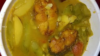 jhinge aloo macher jhol । ঝিঞে আলু দিয়ে রুই মাছের ঠান্ডা ঝোল। #jhingerecipe #ruifishrecipe #fish