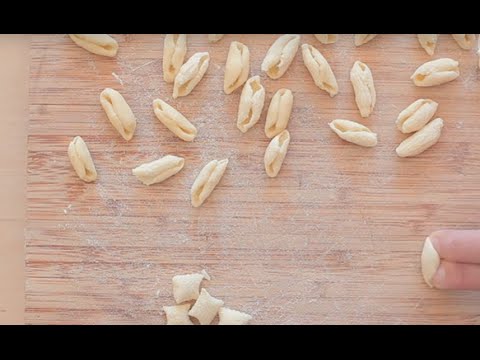 How to make cavatelli pasta | Video recipe How to make cavatelli pasta | Video recipe
