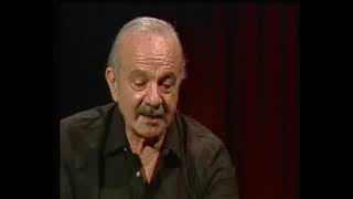 La historia del bandoneon - The story of the bandoneon - Astor Piazzolla - english subtitles