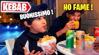 FACCIAMO MANGIARE il KEBAB al MINI ZBLITO 😋 FOOD CHALLENGE 😍