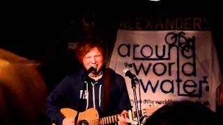 Ed Sheeran - The A Team (Live)