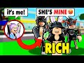 pretending to be a RICH COPY & PASTE in ROBLOX BROOKHAVEN