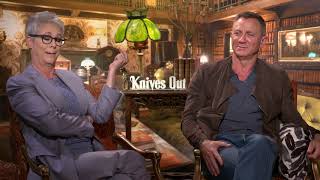 Knives Out || Daniel Craig & Jamie Lee Curtis  Generic Junket Interview || #SocialNews.XYZ