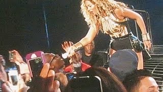 Epic Fan Fail At Beyonce's Mrs Carter Show World Tour