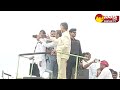 chandrababu selfie flips చంద్రబాబు సెల్ఫీ తిప్పలు... chandrababu rayalaseema tour @sakshitvlive