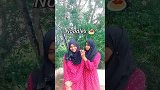 🍝NOODLES IS MY FVRT 🤩| Twins Sisters | #short#shorts#shortvideo#viral#trending#viralshort