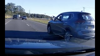 Aussiecams - XTRAIL driver crashes after kilometres of impatience M1 Raymond Terrace