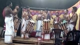 Double Thayambaka by Athaloor Sivadasan and Athaloor Sreerag in meenkulangara bagavathy kshethram