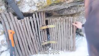 雪地里棕熊的洞，竞被男人改造成了适合居住的家 #野外建造