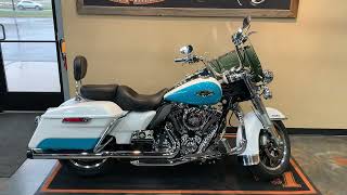 2016 Harley-Davidson Road King in Crushed Ice Pearl and Frosted Teal-FLHR