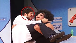 😂😂ضحك هستيري من طارق الابياري لما هيفاء شالته على المسرح قدام الجمهور