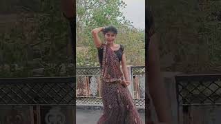 Kise Dhoondta Hai Pagal sapere #shorts #dance #video #bollywoodsongs #dancevideo #viraldancevideo