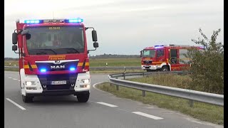 Vollalarm Großeinsatz für die Feuerwehr und LZG Dithmarschen 32.000 Litern Öl Tanker im Graben.