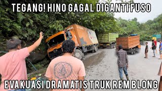 Menegangkan Hino Diganti Fuso, Evakuasi Dramatis Truk Pos Indonesia Rem Blong di Sitinjau Lauik