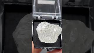 極上究極！ガラス光沢90.2ct！超高波動ロシア産フェナカイト原石