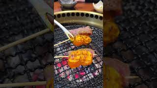 名古屋の深夜3時までやってるコスパ最強の焼肉屋さん 🥩とろ〜り卵黄を挟んだ｢らんいち」とこだわりのお米で作る「いくら肉土鍋ごはん」が名物でどの料理も超おいしかった #名古屋グルメ #shorts