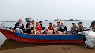 Susur Sungai Keindahan Mangrove Desa Mulyorejo Tirto Pekalongan