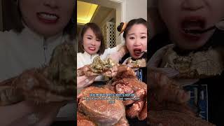 【中国美食】比帝王蟹还要好吃的红毛蟹就是比较难打开（Even better than king crabs, red hairy crabs are harder to open）