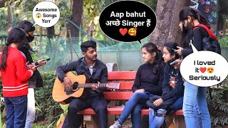 Randomly Singing Awesome😱 Mashup With Girls| Awesome Singing| Singing Reaction In India| Aabid||
