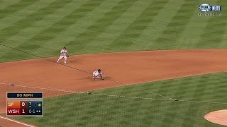 SF@WSH Gm2: Panda makes slick heads-up play at third