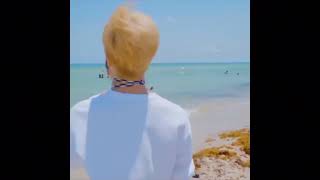 NCT 마크 | 볼때마다 느끼는건데 마크는 다리가 ㄹㅇ 이쁨..