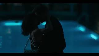 Surface / Kissing Scenes — Sophie and James (Gugu Mbatha-Raw and Oliver Jackson-Cohen)