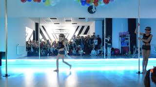 FitFreak Studio Pokaz Pole Dance KIDS