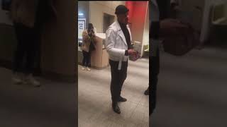 McDonald’s fight, guy beats dude with one hand, holding food and drink‼️😂