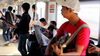 Train musicians in Jakarta!　ジャカルタの電車ミュージシャン