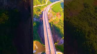 Guizhou Super Bridge, in the dangerous canyon, built such a spectacular bridge project