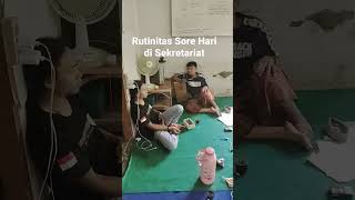 Rutinitas Sore hari di sekretariat paguyuban budak karuhun @PerhotelanSMKNPacet